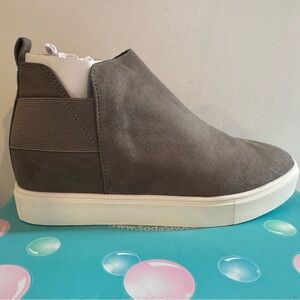 Soda Gray Wedge Slip-On Shoes